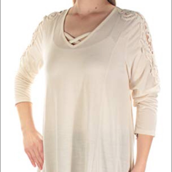 3/$12 Style & Co petite blouse with lace - Picture 4 of 4